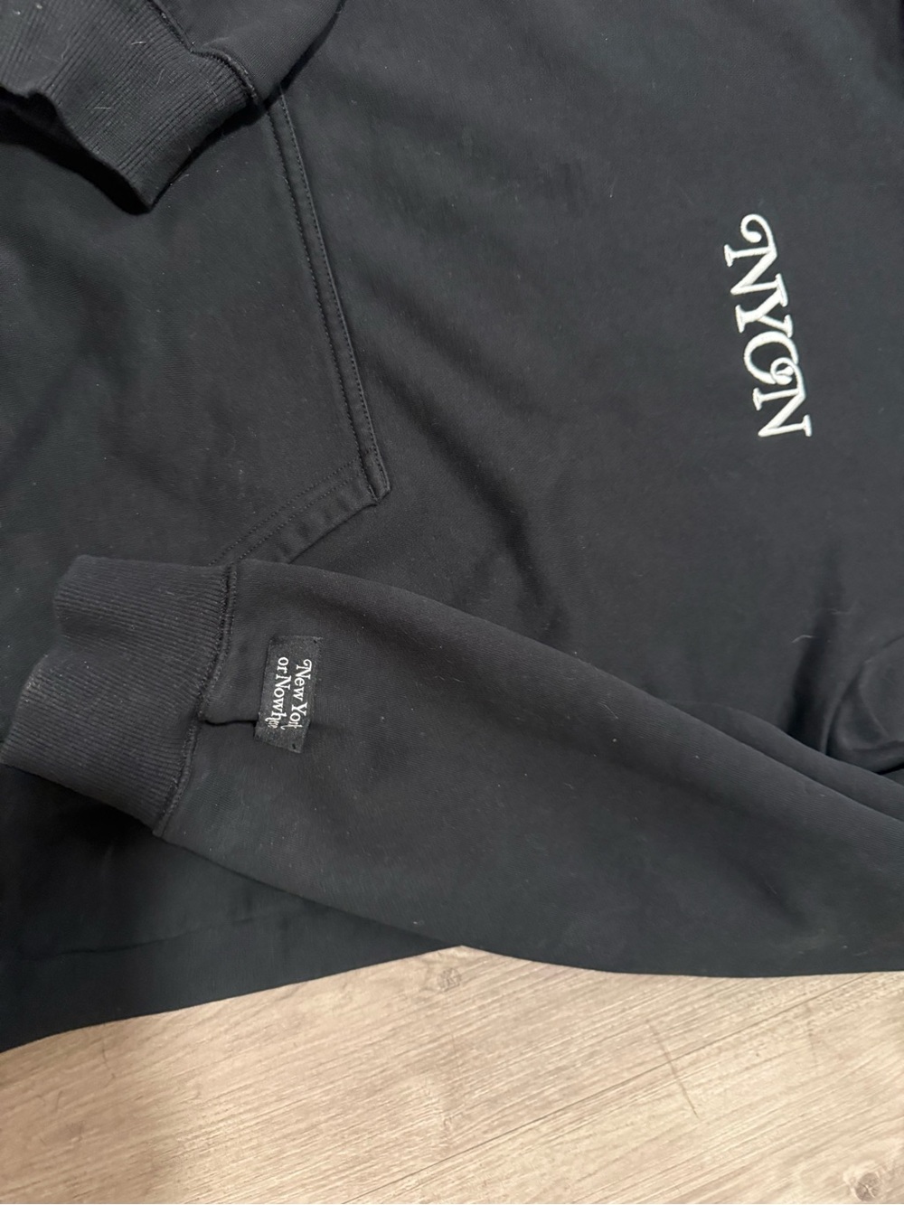 Black Graphic Hoodie Sweatshirt - New York or Nowhere - Picture 3 of 6